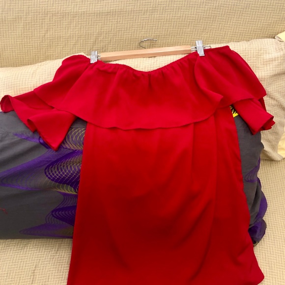 TOBI “Show Red Off Shoulder Dress” - Picture 6 of 8